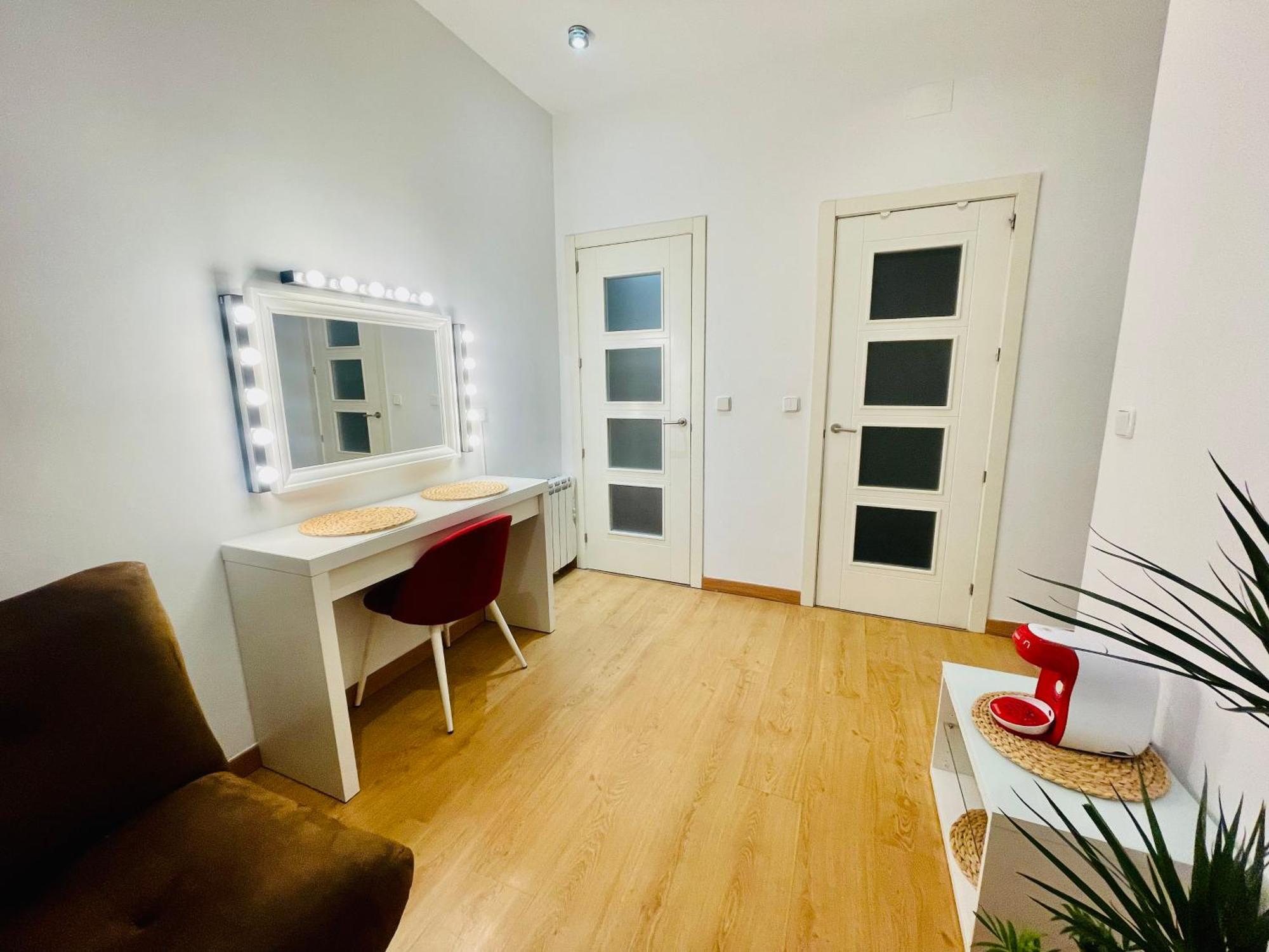 Apartamento Muy Centrico - Entre Palacio Real Y Plaza Mayor Madrid Exterior foto